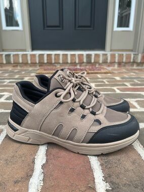 Zeba Desert Shade Hands Free Laceup Sneakers Walking Shoes 9.5